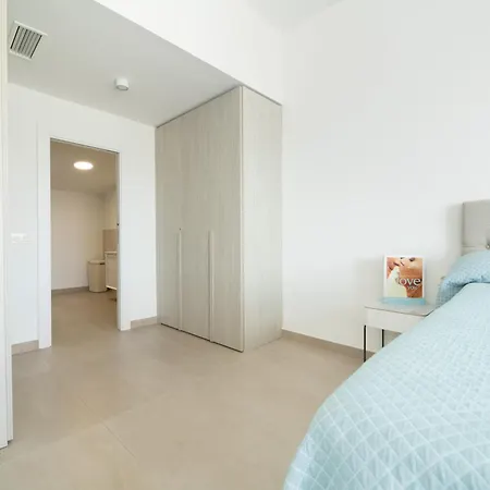 Apartment Horizon 3 Bedrooms Penthouse Sea View