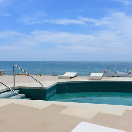 Horizon 3 Bedrooms Penthouse Sea View Apartment